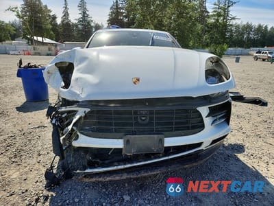 Piąte zdjęcie samochodu w środku: 2019 PORSCHE MACAN S VIN:WP1AB2A50KLB30025 - miniatura