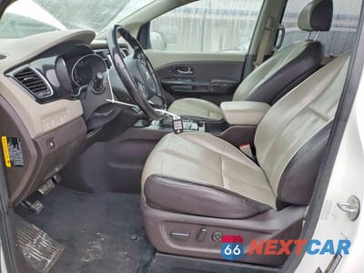 Zdjęcie 7 z 13 samochodu: 2015 KIA SEDONA SXL VIN:KNDME5C15F6033473 - miniatura