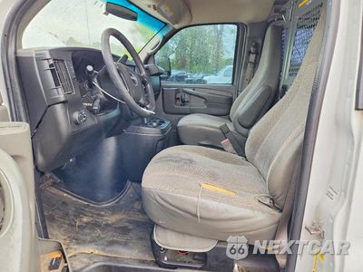 Zdjęcie 7 z 13 samochodu: 2015 GMC SAVANA G2500 VIN:1GTW7FCF0F1196906 - miniatura