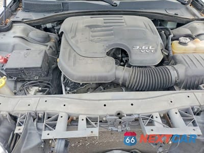 Zdjęcie 11 z 12 samochodu: 2019 CHRYSLER 300 TOURING VIN:2C3CCAAG4KH663127 - miniatura