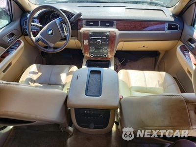 Zdjęcie 8 z 13 samochodu: 2009 CHEVROLET TAHOE VIN:1GNFC230X9R147144 - miniatura