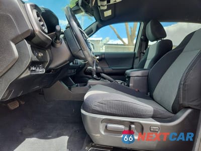 Zdjęcie 7 z 13 samochodu: 2022 TOYOTA TACOMA TRD SPORT VIN:3TMAZ5CN7NM160251 - miniatura
