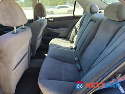 Zdjęcie 10 z 12 samochodu: 2005 HONDA ACCORD LX VIN:1HGCM56415A073258 - miniatura