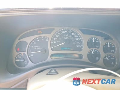 Zdjęcie 9 z 13 samochodu: 2005 GMC YUKON XL DENALI VIN:1GKFK66U55J221326 - miniatura