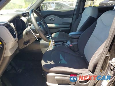 Zdjęcie 7 z 12 samochodu: 2015 KIA SOUL BASE VIN:KNDJN2A2XF7781594 - miniatura