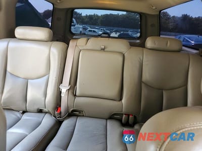 Zdjęcie 10 z 13 samochodu: 2006 GMC YUKON XL DENALI VIN:1GKFK66U66J140708 - miniatura