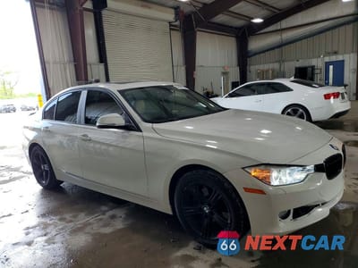 Czwarte zdjęcie samochodu z boku: 2013 BMW 328 XI SULEV VIN:WBA3B5G59DNS02511 - miniatura