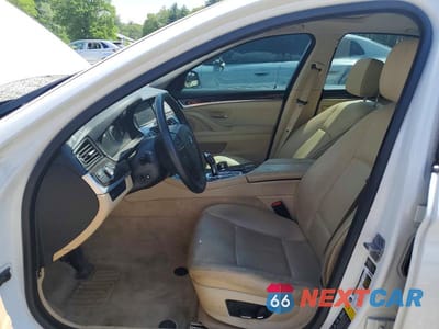 Zdjęcie 7 z 12 samochodu: 2013 BMW 528 XI VIN:WBAXH5C54DD112565 - miniatura