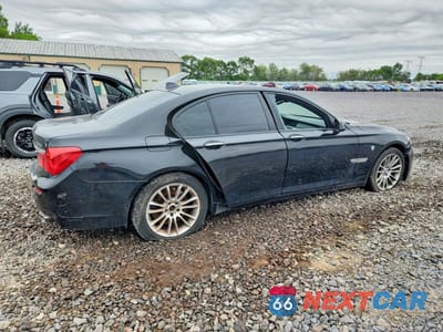 Trzecie zdjęcie samochodu z tyłu: 2012 BMW 750 XI VIN:WBAKC6C57CC396275 - miniatura