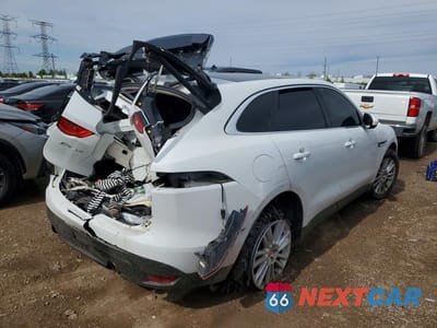 Trzecie zdjęcie samochodu z tyłu: 2019 JAGUAR F-PACE PRESTIGE VIN:SADCK2GX8KA609232 - miniatura