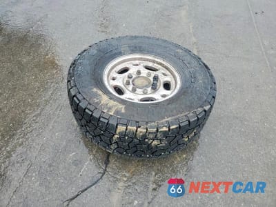 Zdjęcie 12 z 13 samochodu: 2003 CHEVROLET SILVERADO K1500 HEAVY DUTY VIN:1GCGK13U03F156330 - miniatura