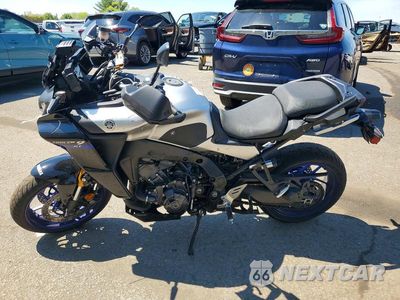 Trzecie zdjęcie samochodu z tyłu: 2021 YAMAHA MTT09 GT VIN:JYARN74EXMA000669 - miniatura