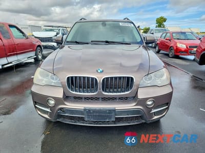 Piąte zdjęcie samochodu w środku: 2013 BMW X5 XDRIVE35I VIN:5UXZV4C55D0B17314 - miniatura