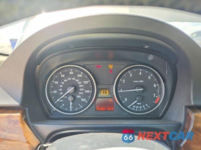 Zdjęcie 9 z 13 samochodu: 2009 BMW 328 XIT VIN:WBAUU33509A539964 - miniatura