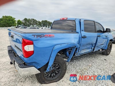 Trzecie zdjęcie samochodu z tyłu: 2019 TOYOTA TUNDRA CREWMAX SR5 VIN:5TFDW5F17KX855818 - miniatura