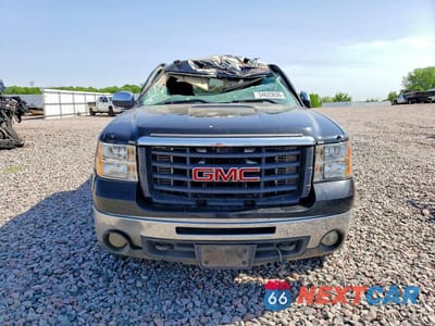 Piąte zdjęcie samochodu w środku: 2008 GMC SIERRA K3500 VIN:1GTJK33678F168789 - miniatura