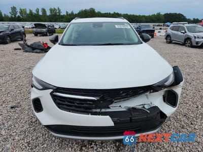 Piąte zdjęcie samochodu w środku: 2023 BUICK ENVISION PREFERRED VIN:LRBAZLR42PD024819 - miniatura