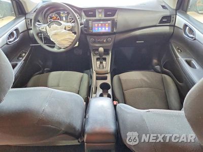 Zdjęcie 8 z 13 samochodu: 2019 NISSAN SENTRA S VIN:3N1AB7AP0KY254628 - miniatura