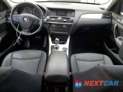 Zdjęcie 8 z 13 samochodu: 2011 BMW X3 VIN:5UXWX5C51BL713273 - miniatura