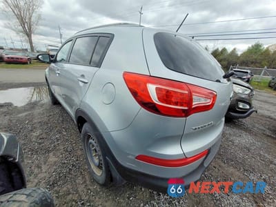 Trzecie zdjęcie samochodu z tyłu: 2012 KIA SPORTAGE BASE VIN:KNDPB3A26C7284143 - miniatura