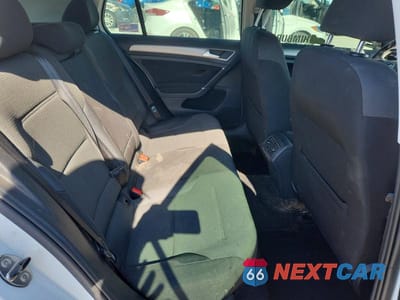 Zdjęcie 10 z 12 samochodu: 2016 VOLKSWAGEN GOLF S VIN:3VW117AU9GM035247 - miniatura