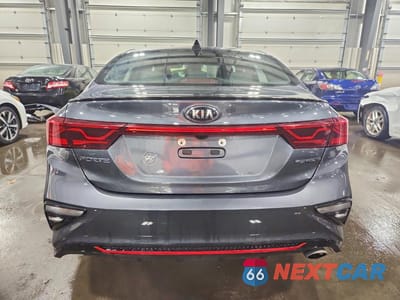 Zdjęcie 6 z 13 samochodu: 2021 KIA FORTE GT LINE VIN:3KPF34AD5ME410848 - miniatura