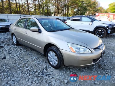 Czwarte zdjęcie samochodu z boku: 2003 HONDA ACCORD LX VIN:1HGCM56433A075252 - miniatura