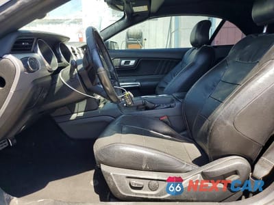 Zdjęcie 7 z 12 samochodu: 2020 FORD MUSTANG VIN:1FATP8UH1L5137419 - miniatura