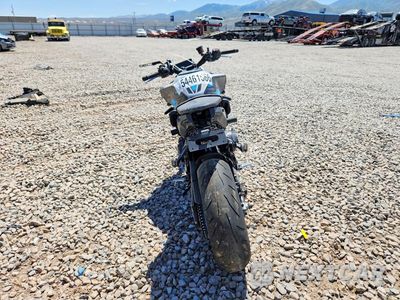 Czwarte zdjęcie samochodu z boku: 2025 YAMAHA MT09 VIN:JYARN94E4SA002328 - miniatura