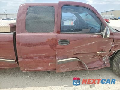 Zdjęcie 10 z 12 samochodu: 2001 CHEVROLET SILVERADO C1500 VIN:1GCEC19T11E262355 - miniatura