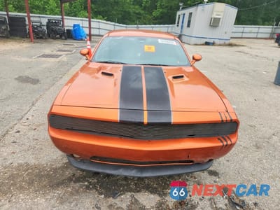 Piąte zdjęcie samochodu w środku: 2011 DODGE CHALLENGER VIN:2B3CJ4DGXBH602946 - miniatura
