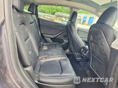 Zdjęcie 10 z 13 samochodu: 2023 TESLA MODEL Y VIN:7SAYGAEE3PF878495 - miniatura