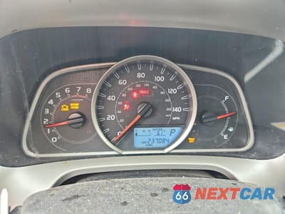 Zdjęcie 9 z 13 samochodu: 2015 TOYOTA RAV4 LE VIN:JTMZFREV9FJ056858 - miniatura