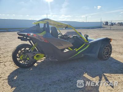 Trzecie zdjęcie samochodu z tyłu: 2018 POLARIS SLINGSHOT SLR VIN:57XAARFA4J8125244 - miniatura