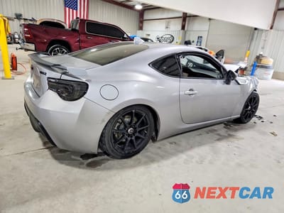 Trzecie zdjęcie samochodu z tyłu: 2018 SUBARU BRZ 2.0 LIMITED VIN:JF1ZCAC1XJ8601403 - miniatura