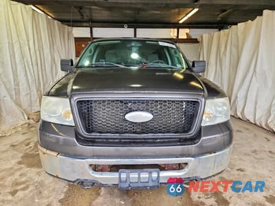 Piąte zdjęcie samochodu w środku: 2006 FORD F150 VIN:1FTRX14W26NA92828 - miniatura
