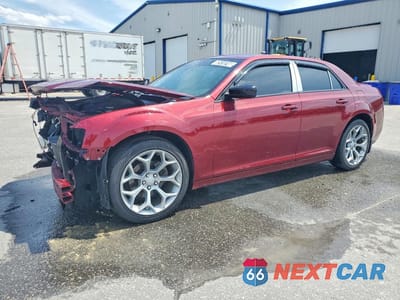 2019 CHRYSLER 300 TOURING 2C3CCAAG7KH690600 - główne zdjęcie licytacji z USA - miniatura