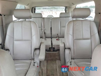 Zdjęcie 10 z 13 samochodu: 2008 CHEVROLET SUBURBAN C1500 LS VIN:1GNFC16098R270762 - miniatura