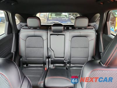 Zdjęcie 10 z 14 samochodu: 2025 FORD ESCAPE ST LINE VIN:1FMCU0MZ5SUB41728 - miniatura