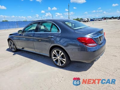 Drugie zdjęcie samochodu z przodu: 2015 MERCEDES-BENZ C 300 VIN:55SWF4JB2FU044736 - miniatura