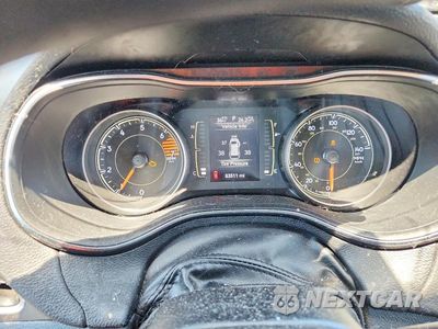 Zdjęcie 9 z 14 samochodu: 2020 JEEP CHEROKEE LATITUDE VIN:1C4PJLCB5LD596097 - miniatura
