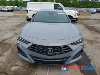 Piąte zdjęcie samochodu w środku: 2024 ACURA TLX A-SPEC VIN:19UUB6F59RA002050 - miniatura
