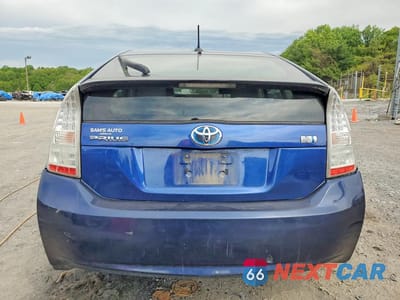 Zdjęcie 6 z 13 samochodu: 2011 TOYOTA PRIUS TWO VIN:JTDKN3DU3B0294506 - miniatura