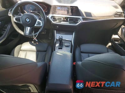Zdjęcie 8 z 12 samochodu: 2021 BMW 330I VIN:3MW5R1J03M8B68997 - miniatura