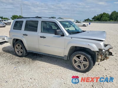 Czwarte zdjęcie samochodu z boku: 2007 JEEP PATRIOT SPORT VIN:1J8FF28W77D298748 - miniatura