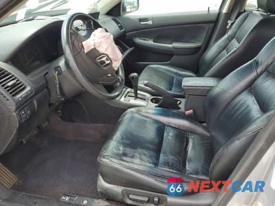 Zdjęcie 7 z 12 samochodu: 2003 HONDA ACCORD EX VIN:1HGCM66503A009479 - miniatura