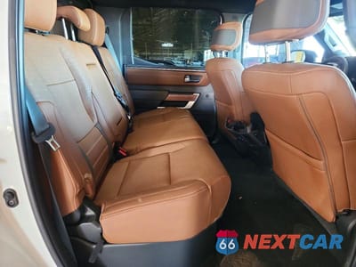 Zdjęcie 10 z 13 samochodu: 2024 TOYOTA TUNDRA 1794 EDITION VIN:5TFMA5DB1RX215432 - miniatura