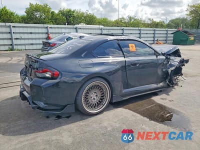 Trzecie zdjęcie samochodu z tyłu: 2024 BMW M2 VIN:3MF13DM00R8E32312 - miniatura