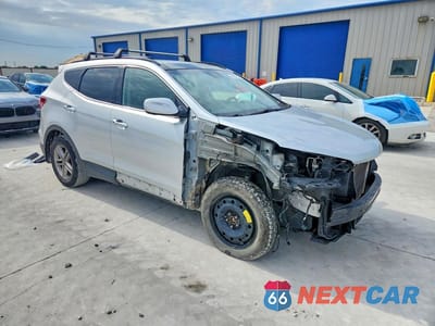 Czwarte zdjęcie samochodu z boku: 2018 HYUNDAI SANTA FE SPORT 2.4L VIN:5XYZU3LB8JG511767 - miniatura