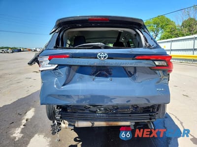Zdjęcie 6 z 14 samochodu: 2024 TOYOTA GRAND HIGHLANDER XLE VIN:5TDAAAA58RS017415 - miniatura